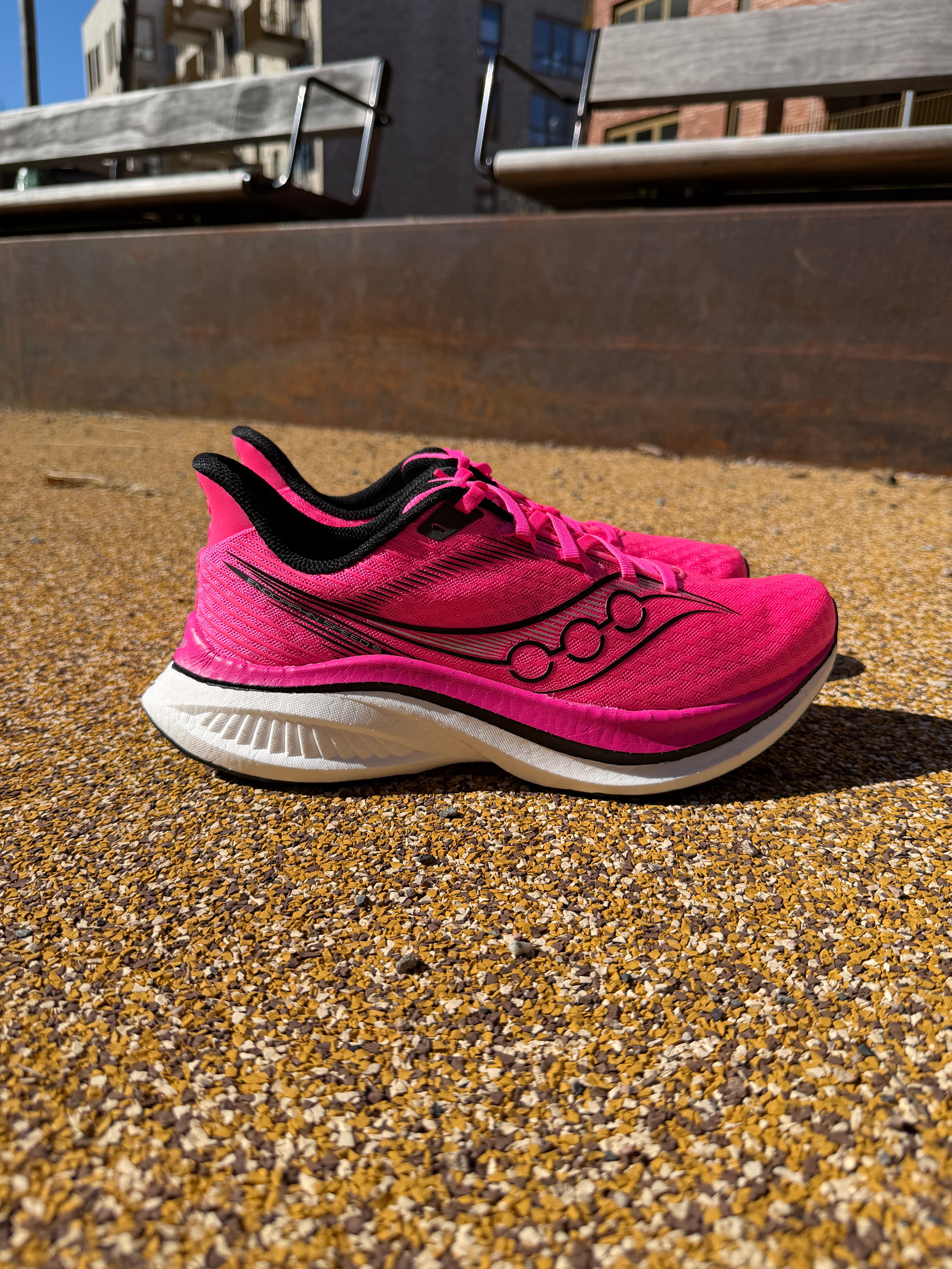 Saucony Endorphin Speed 5 Shock / Black Herre