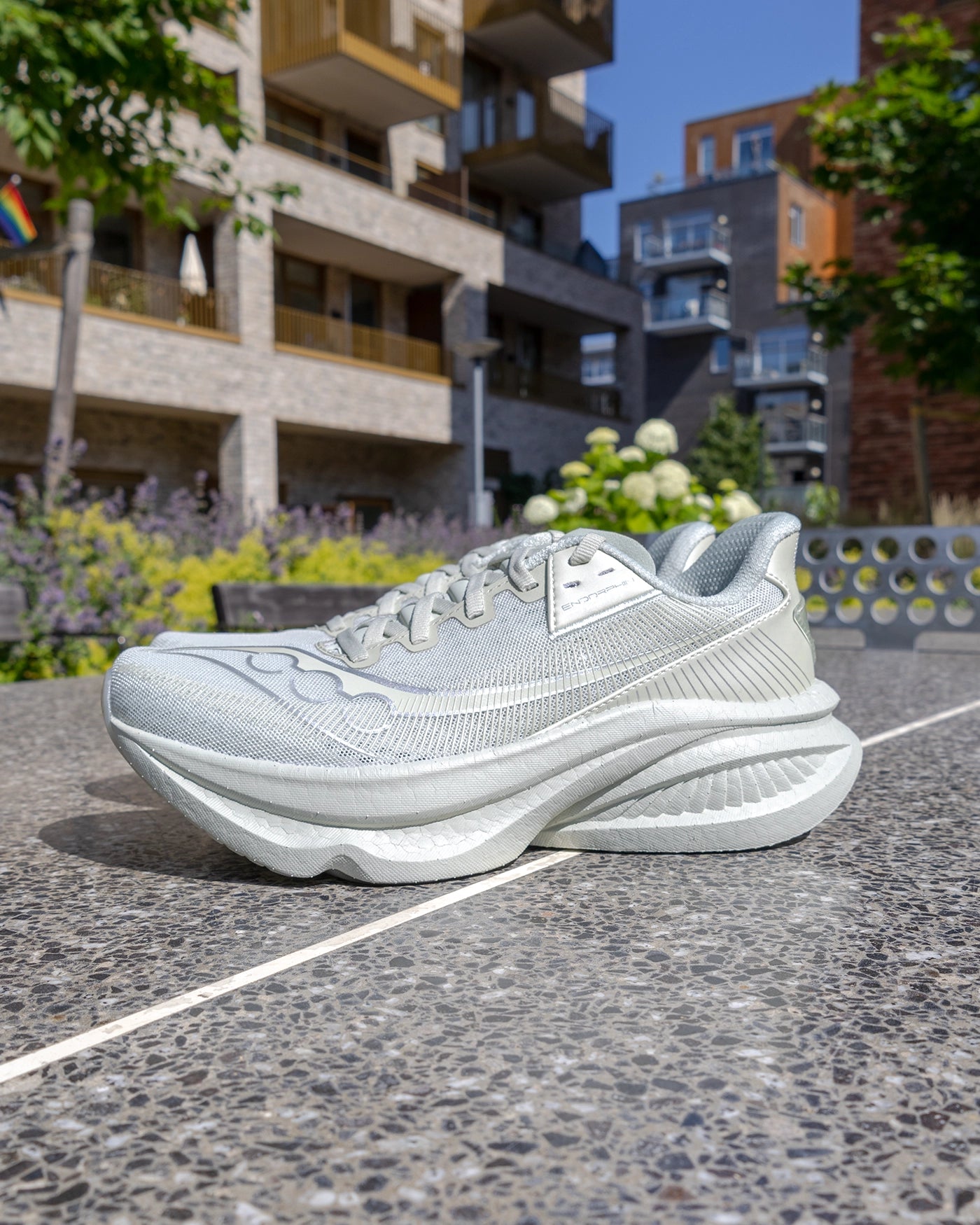 Saucony Endorphin Azura Cast Dame