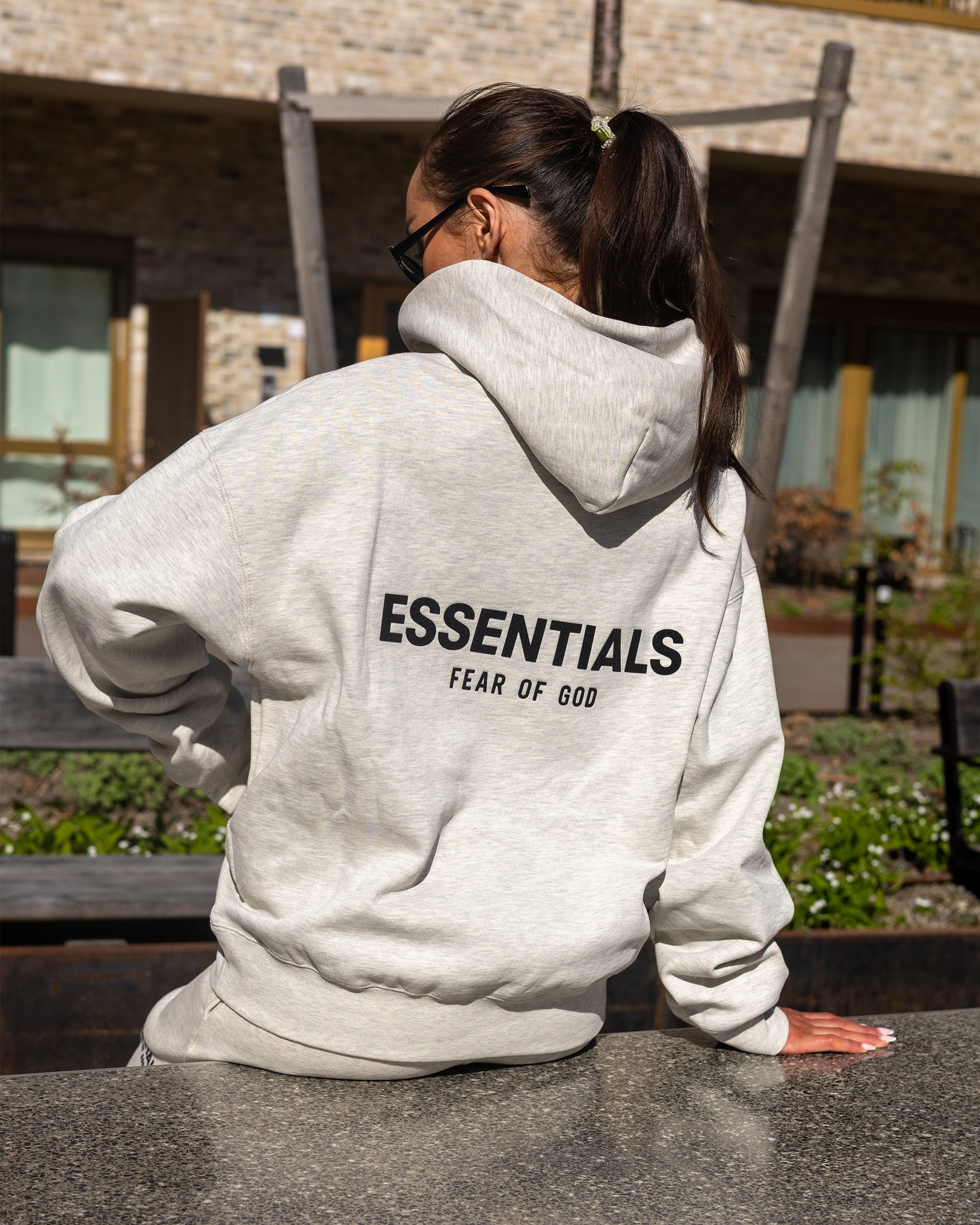 Fear Of God Essentials Hættetrøje Light Havremel