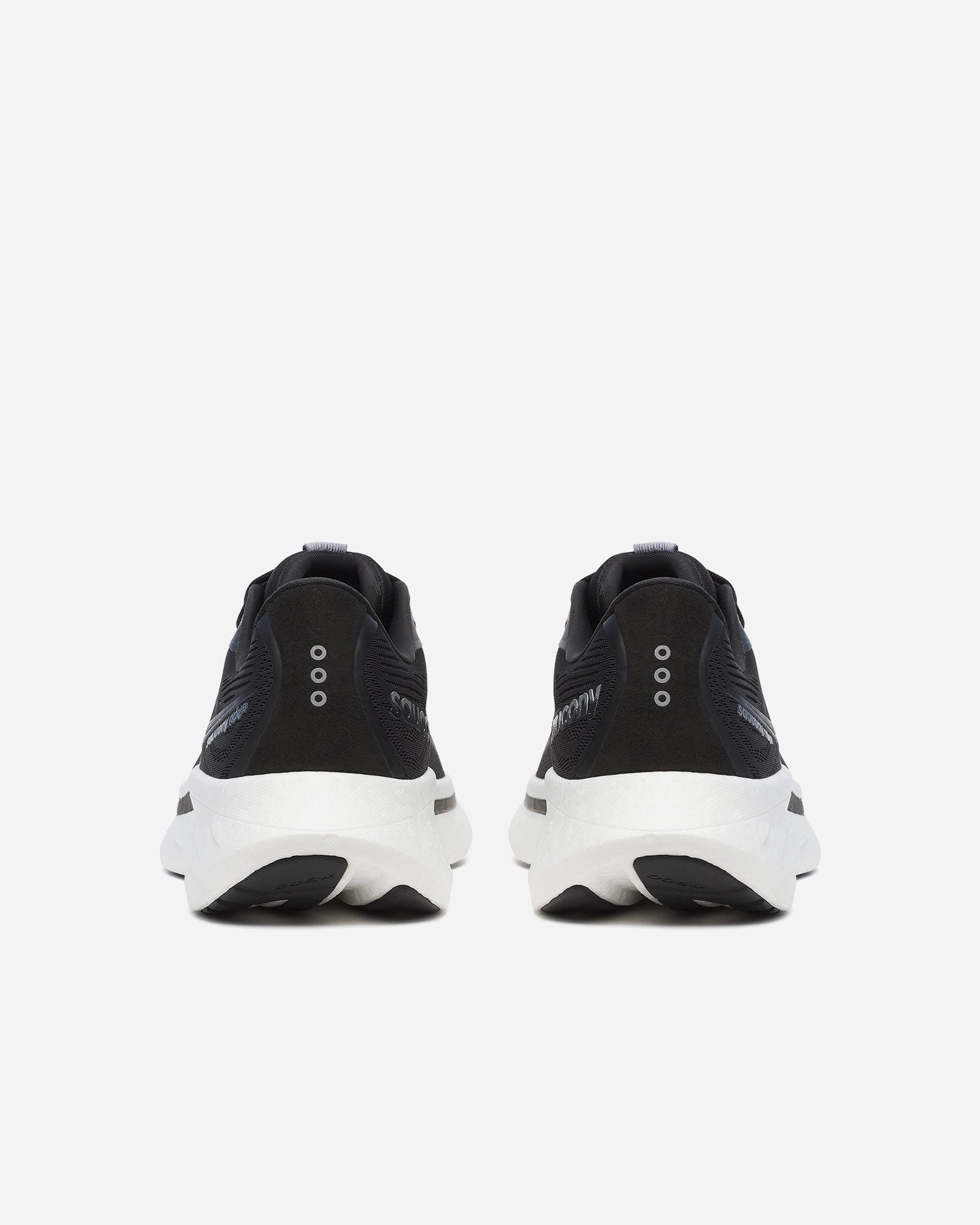 Saucony Ride 18 Black / White