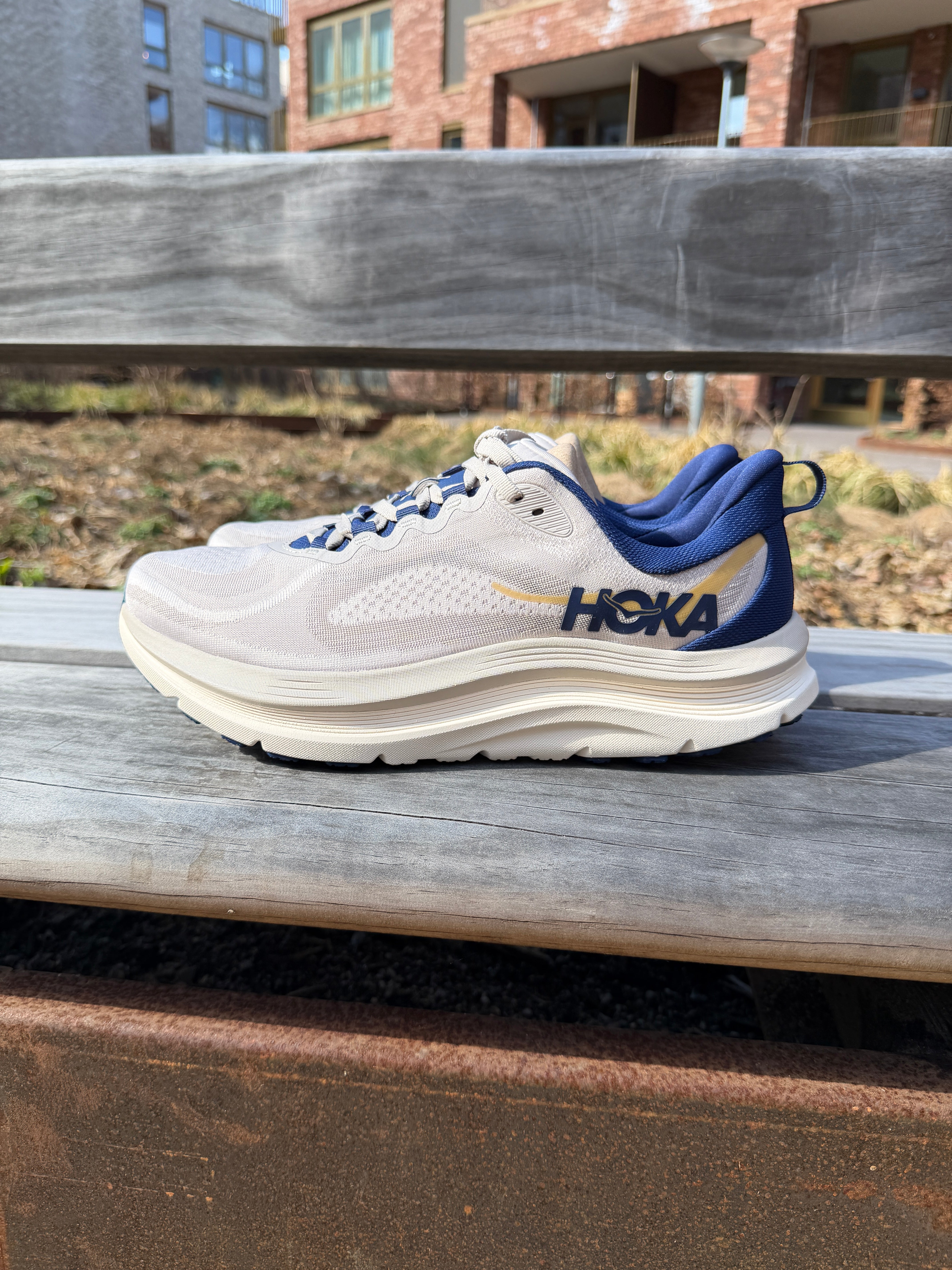Hoka Kawana 3 Putty / Midnight Blue Herre